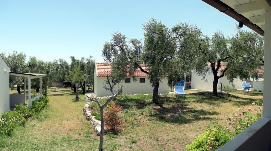 Leonardo Casa Vacanze Villa Mattinata Eksteriør billede